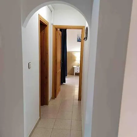 Vut Bajo Castillo