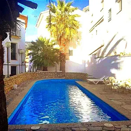 Apartamento Vut Bajo Castillo *